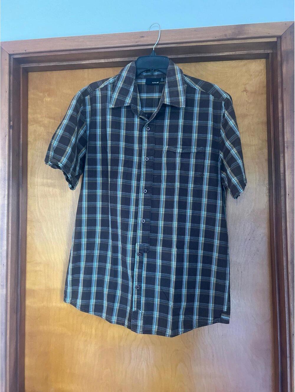 Men's Short Sleeve Brown Plaid Button-Up Shirt, Size Large